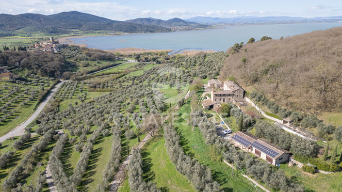 Image No.2-12 Bed Country House for sale