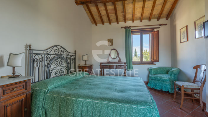 Image No.43-12 Bed Country House for sale