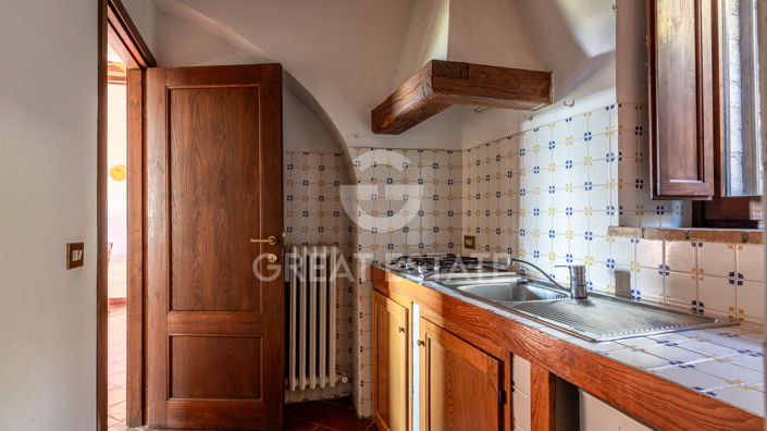 Image No.47-12 Bed Country House for sale
