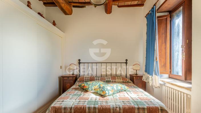 Image No.48-12 Bed Country House for sale