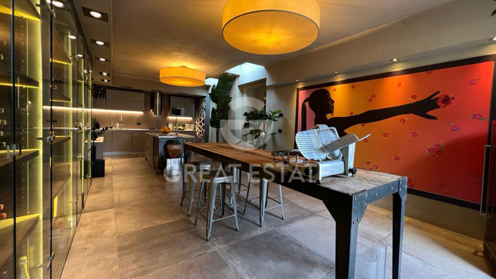 Image No.20-3 Bed Country House for sale