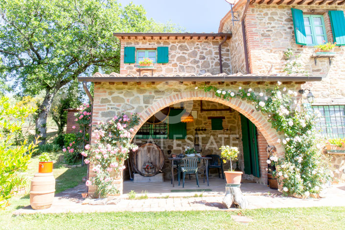 Image No.13-6 Bed Country House for sale