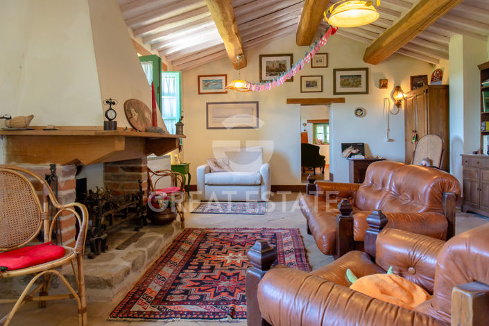 Image No.60-6 Bed Country House for sale