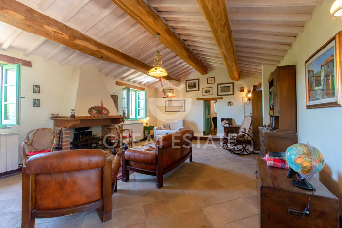 Image No.61-6 Bed Country House for sale