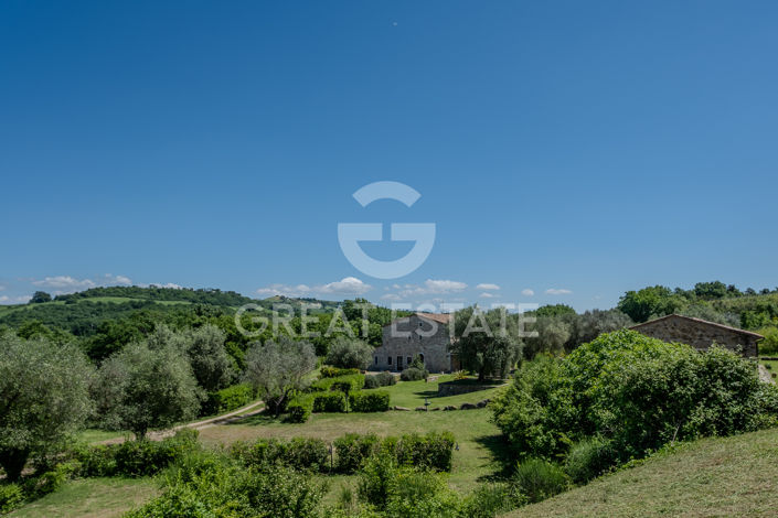 Image No.23-6 Bed Country House for sale