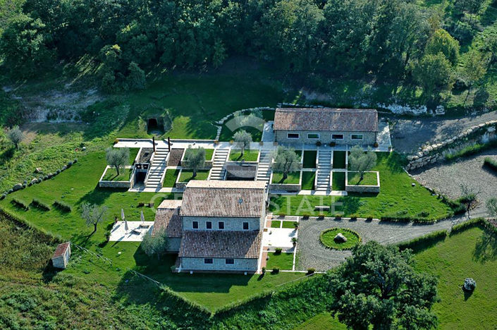 Image No.25-6 Bed Country House for sale