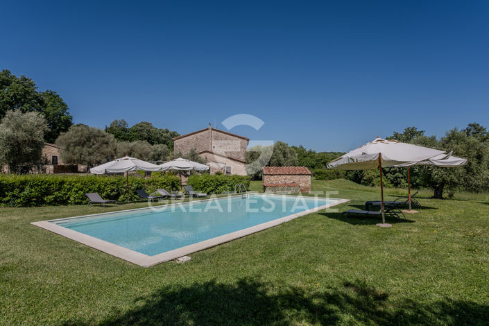 Image No.3-6 Bed Country House for sale