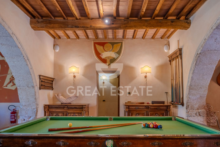 Image No.31-6 Bed Country House for sale