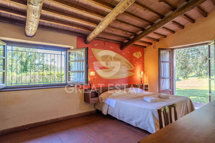 Image No.47-6 Bed Country House for sale