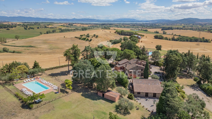 Image No.16-24 Bed Country House for sale