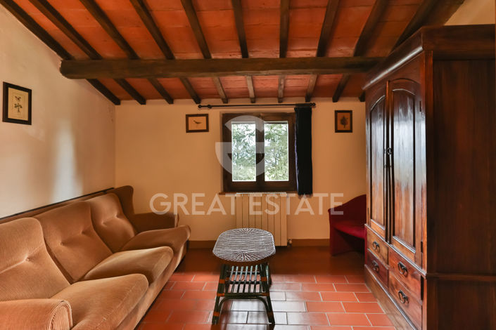 Image No.40-24 Bed Country House for sale