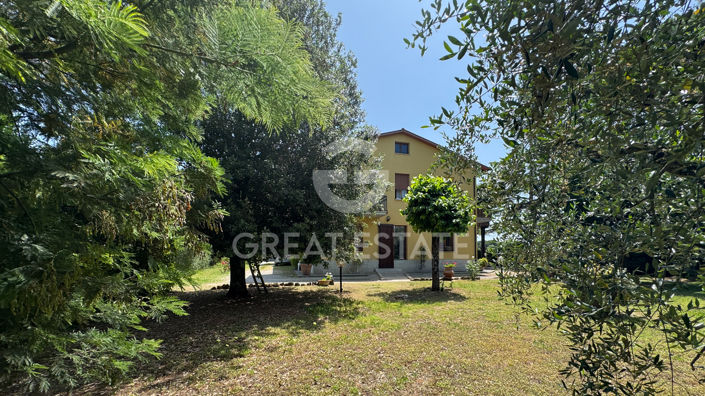 Image No.10-6 Bed Villa for sale