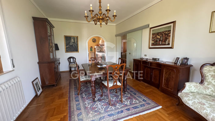 Image No.20-6 Bed Villa for sale