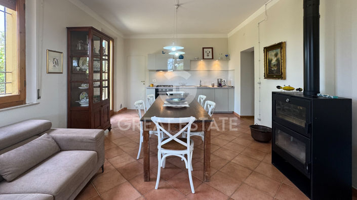 Image No.5-6 Bed Villa for sale