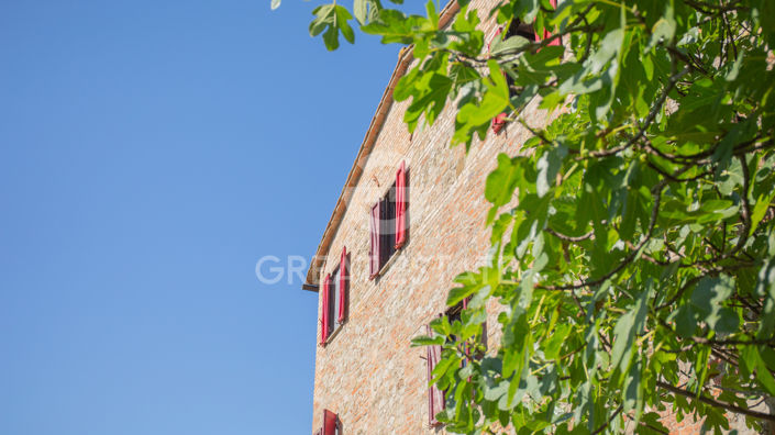 Image No.13-3 Bed Country House for sale