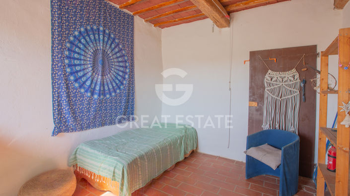 Image No.19-3 Bed Country House for sale