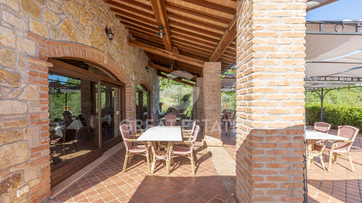 Image No.11-13 Bed Country House for sale