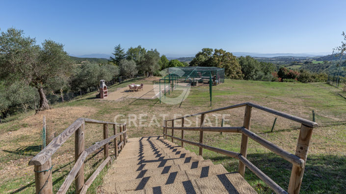 Image No.19-13 Bed Country House for sale