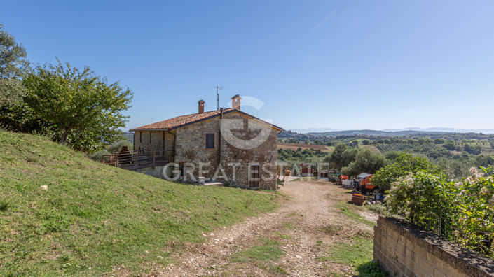 Image No.27-13 Bed Country House for sale