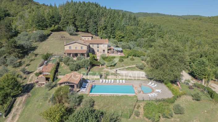 Image No.33-13 Bed Country House for sale