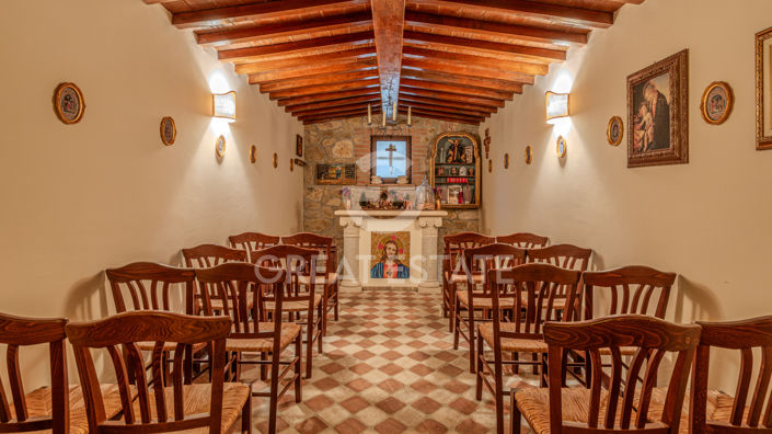 Image No.45-13 Bed Country House for sale