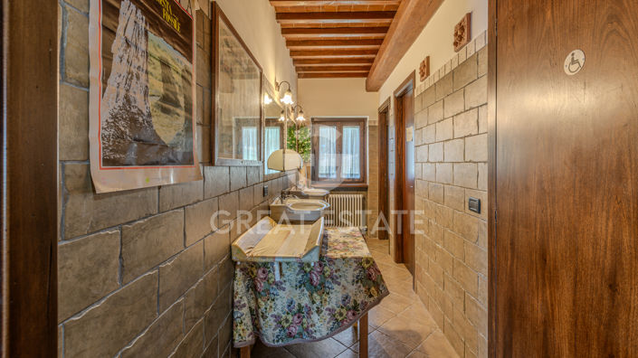 Image No.59-13 Bed Country House for sale