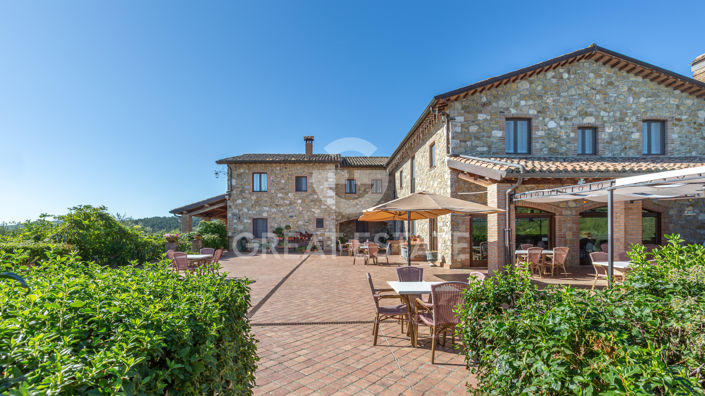 Image No.7-13 Bed Country House for sale