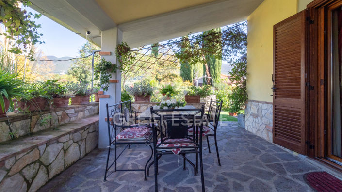 Image No.12-2 Bed Country House for sale