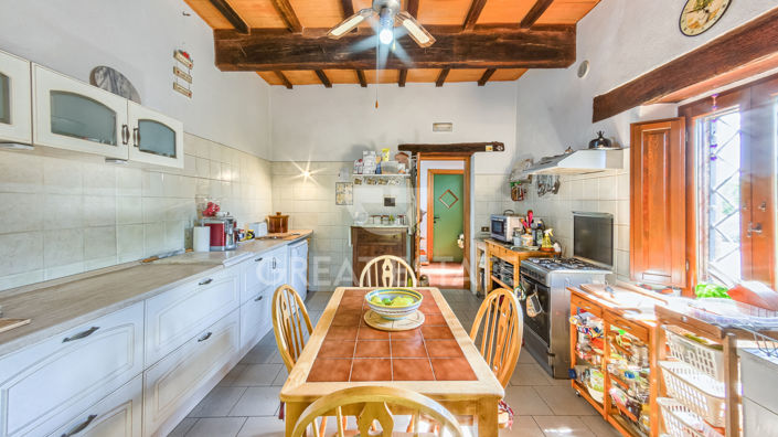 Image No.12-Maison de campagne de 7 chambres à vendre à Citta della Pieve