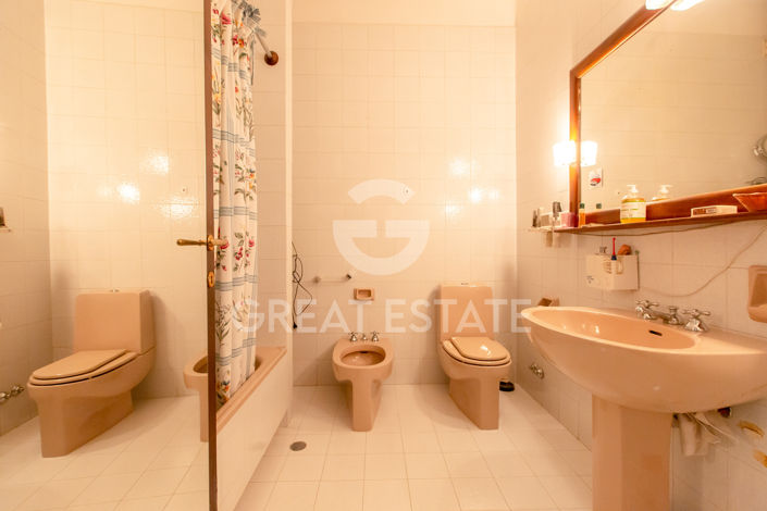 Image No.41-5 Bed Country House for sale