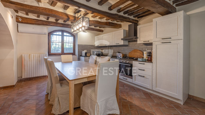 Image No.21-Maison de campagne de 6 chambres à vendre à Montepulciano