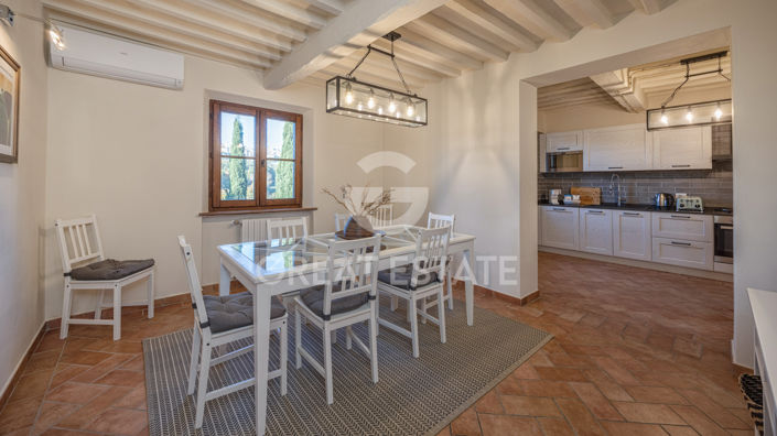 Image No.23-Maison de campagne de 6 chambres à vendre à Montepulciano