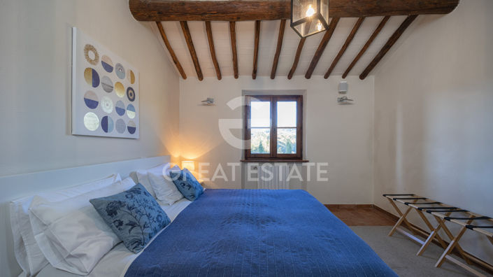 Image No.29-Maison de campagne de 6 chambres à vendre à Montepulciano