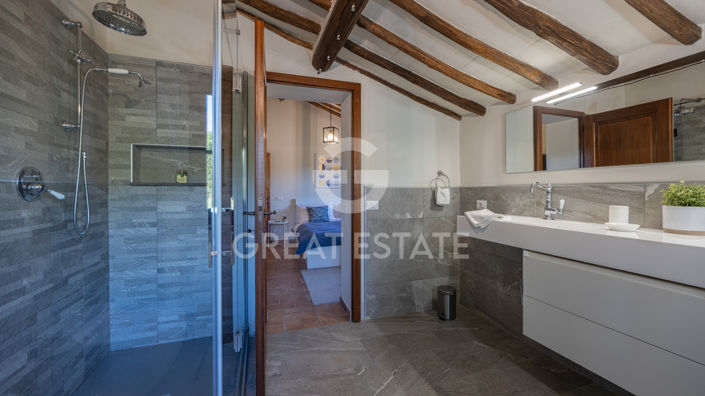 Image No.30-Maison de campagne de 6 chambres à vendre à Montepulciano