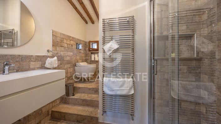 Image No.31-Maison de campagne de 6 chambres à vendre à Montepulciano