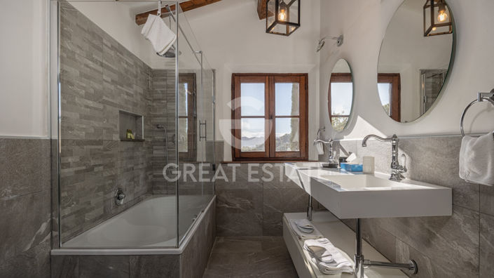 Image No.34-Maison de campagne de 6 chambres à vendre à Montepulciano