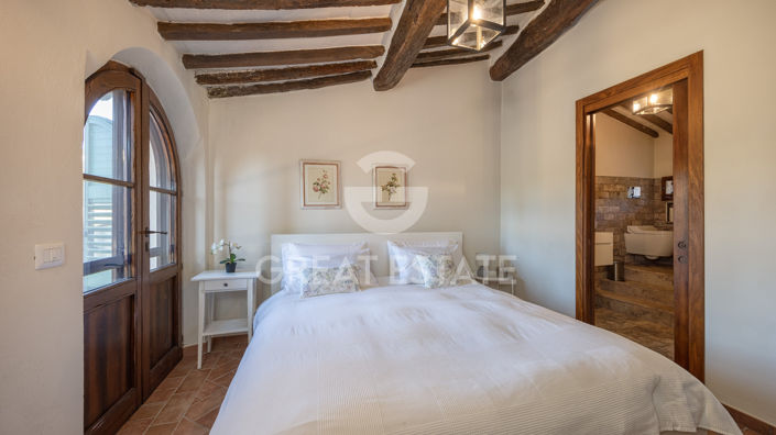 Image No.43-Maison de campagne de 6 chambres à vendre à Montepulciano