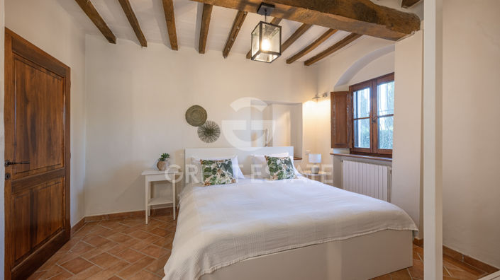 Image No.44-Maison de campagne de 6 chambres à vendre à Montepulciano