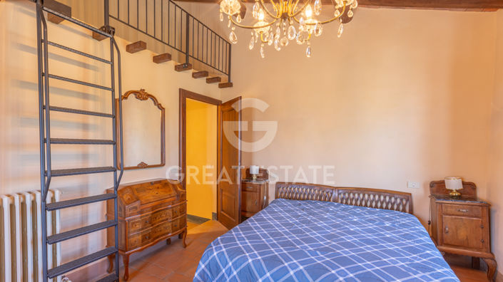 Image No.27-11 Bed Country House for sale