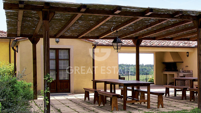 Image No.9-11 Bed Country House for sale