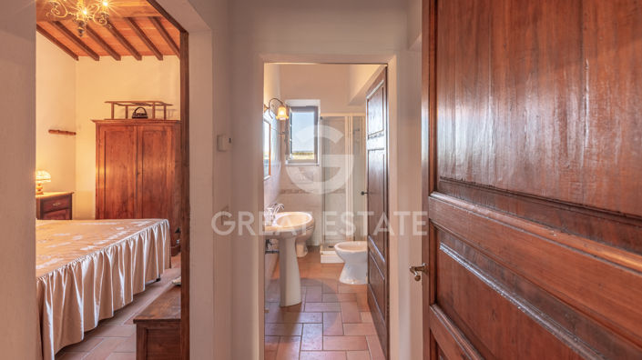 Image No.30-3 Bed Country House for sale