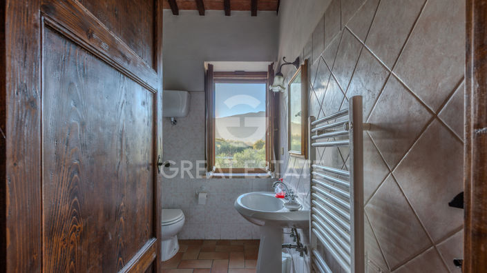 Image No.36-3 Bed Country House for sale