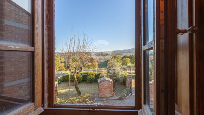 Image No.39-3 Bed Country House for sale