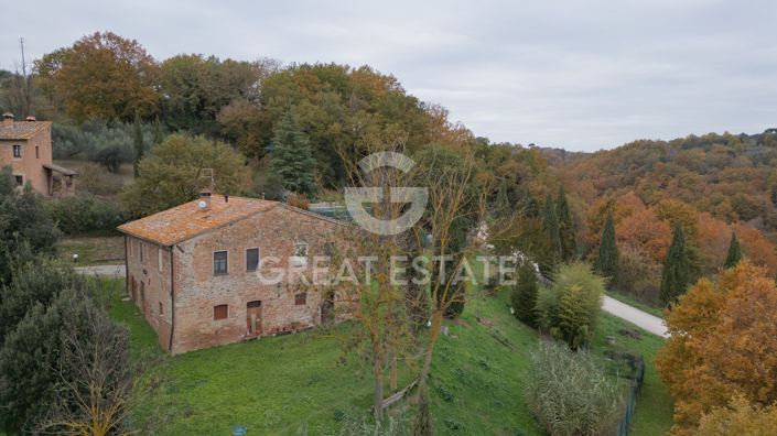 Image No.10-4 Bed Country House for sale