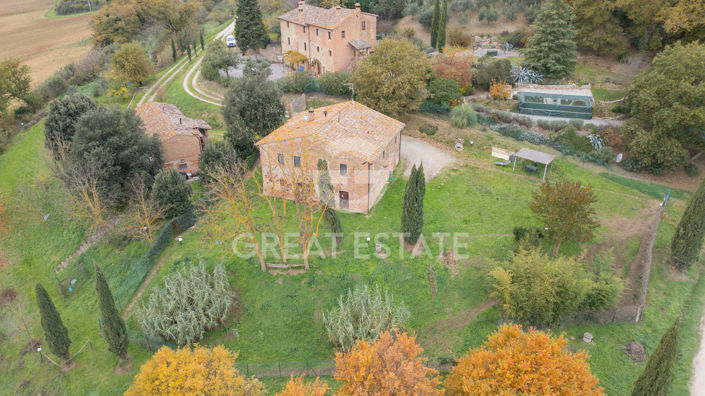 Image No.12-4 Bed Country House for sale