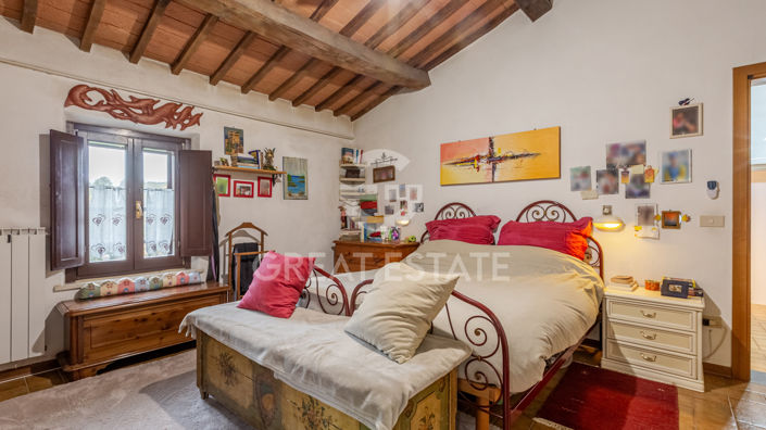 Image No.16-4 Bed Country House for sale