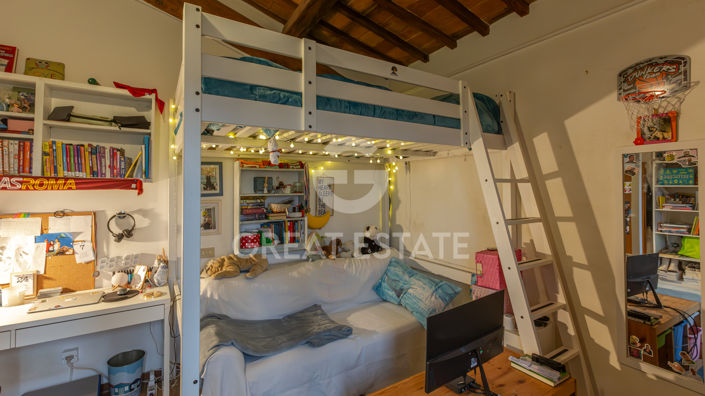 Image No.18-4 Bed Country House for sale