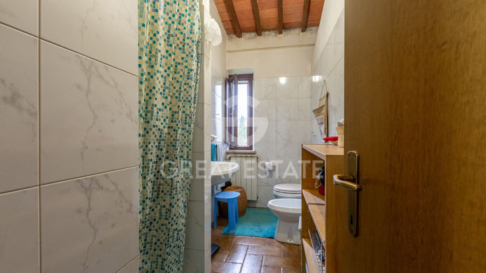 Image No.20-4 Bed Country House for sale