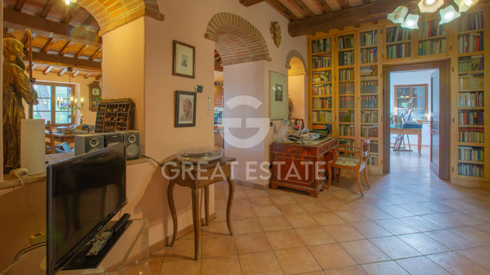Image No.23-3 Bed Country House for sale