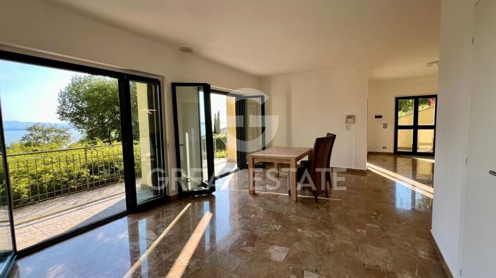 Image No.3-3 Bed Villa for sale